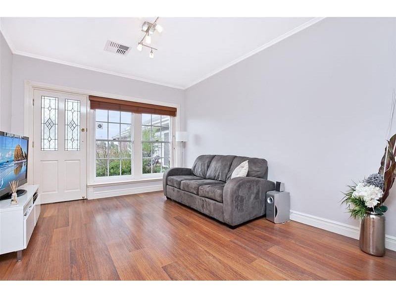 4/80 West Beach  Road, West Beach SA 5024