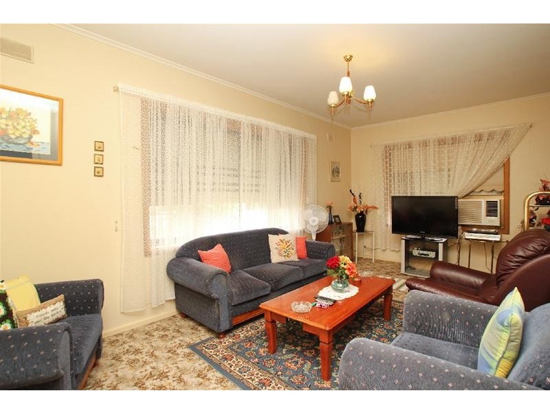 17 Andrew Avenue, Marion SA 5043