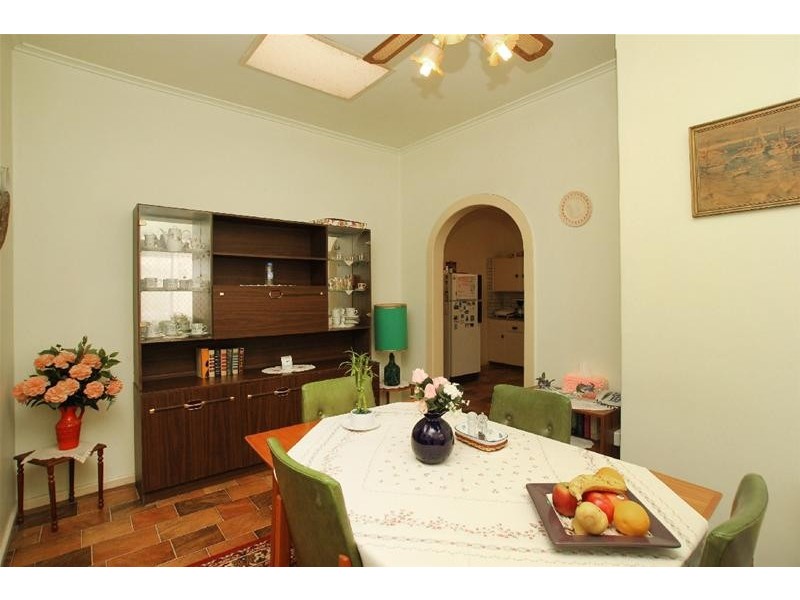 17 Andrew Avenue, Marion SA 5043