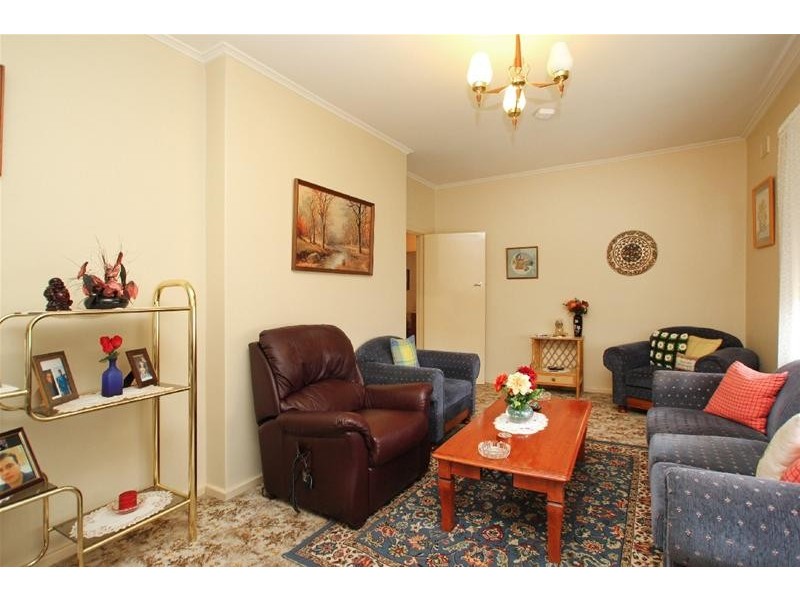 17 Andrew Avenue, Marion SA 5043