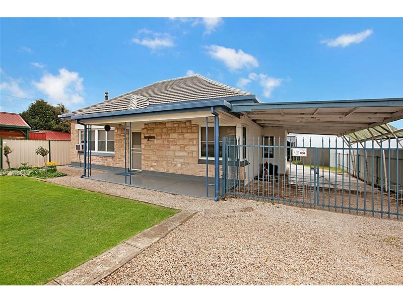1 Pleasant Avenue, Glandore SA 5037