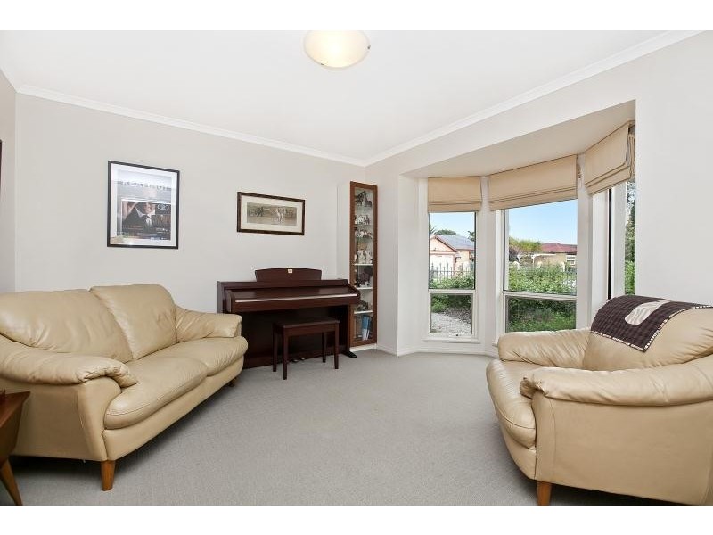 2B Fetlar Avenue, Marion SA 5043