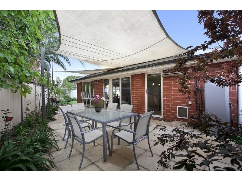 2B Fetlar Avenue, Marion SA 5043