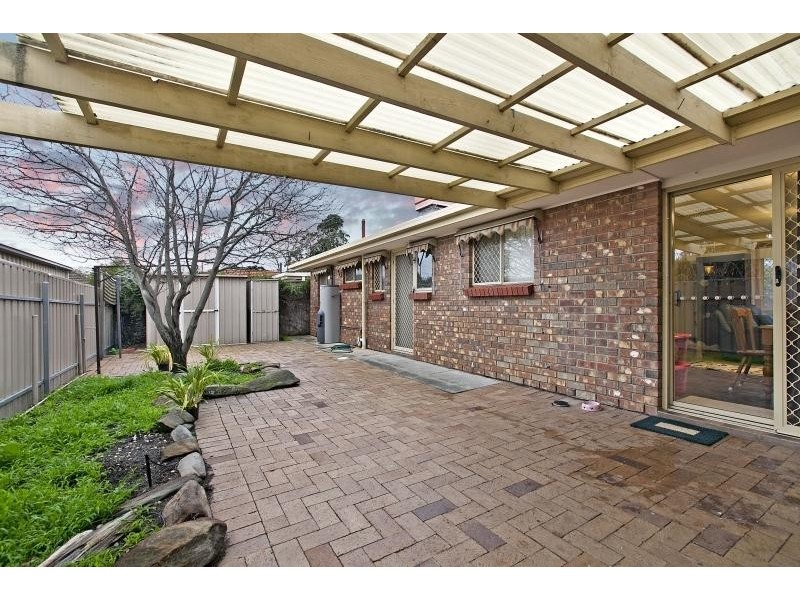 4 Walker Avenue, Clovelly Park SA 5042