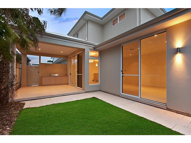 10 Cowper Street, Glenelg SA 5045