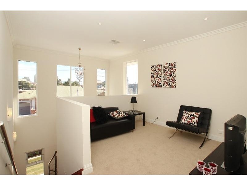 10 Cowper Street, Glenelg SA 5045