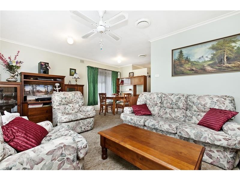 17 Helen Street, Christie Downs SA 5164