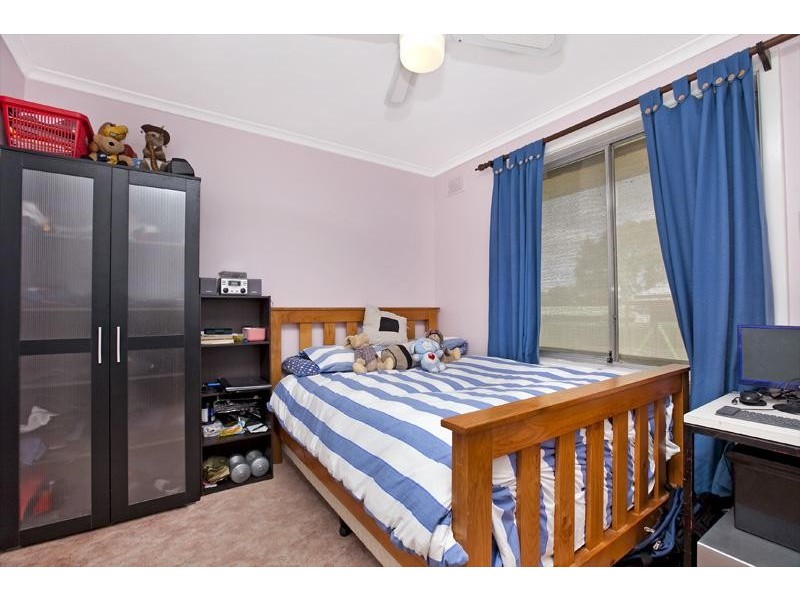 3 Felix Crescent, Morphett Vale SA 5162