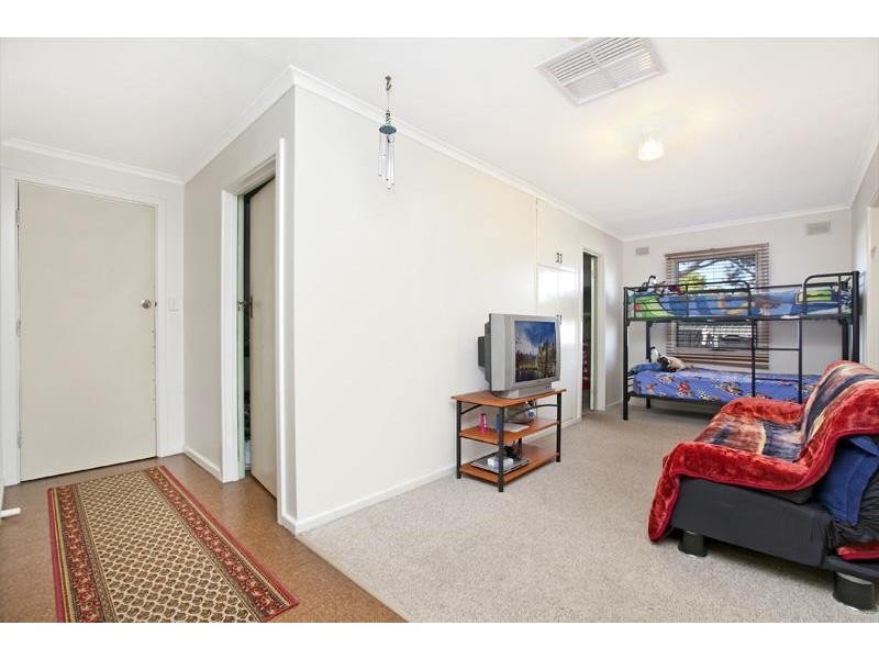 3 Felix Crescent, Morphett Vale SA 5162