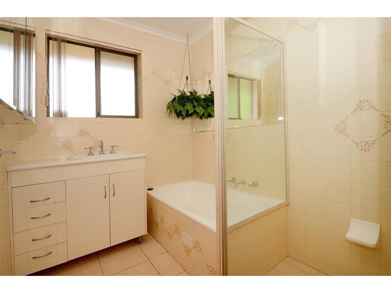 76 Kenihans Road, Happy Valley SA 5159