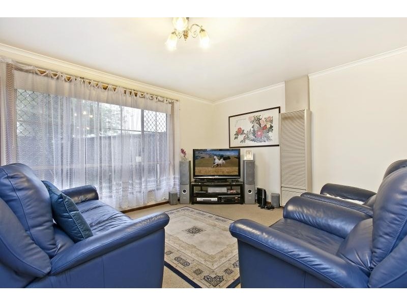 4 Walker Avenue, Clovelly Park SA 5042