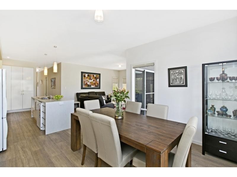 11 Sampson Road, Mitchell Park SA 5043