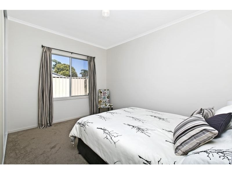 11 Sampson Road, Mitchell Park SA 5043