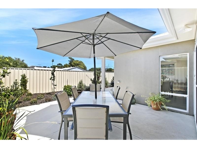 11 Sampson Road, Mitchell Park SA 5043