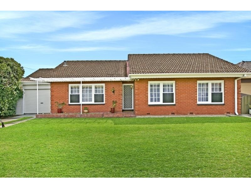 4 Peterson Avenue, Mitchell Park SA 5043