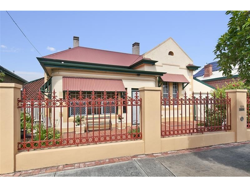 126 Military Road, Semaphore SA 5019