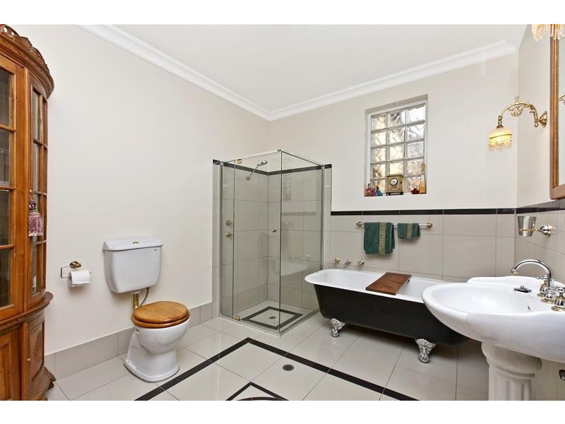 126 Military Road, Semaphore SA 5019
