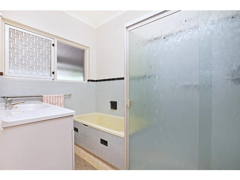 2 Barker Avenue, South Plympton SA 5038