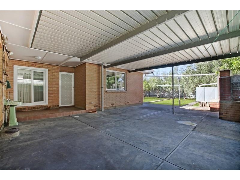 2 Barker Avenue, South Plympton SA 5038