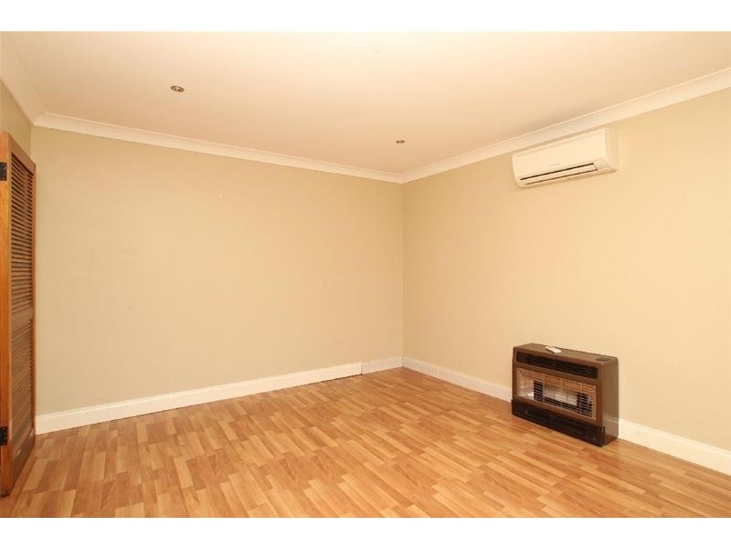 42 Arnold Drive, Hackham SA 5163