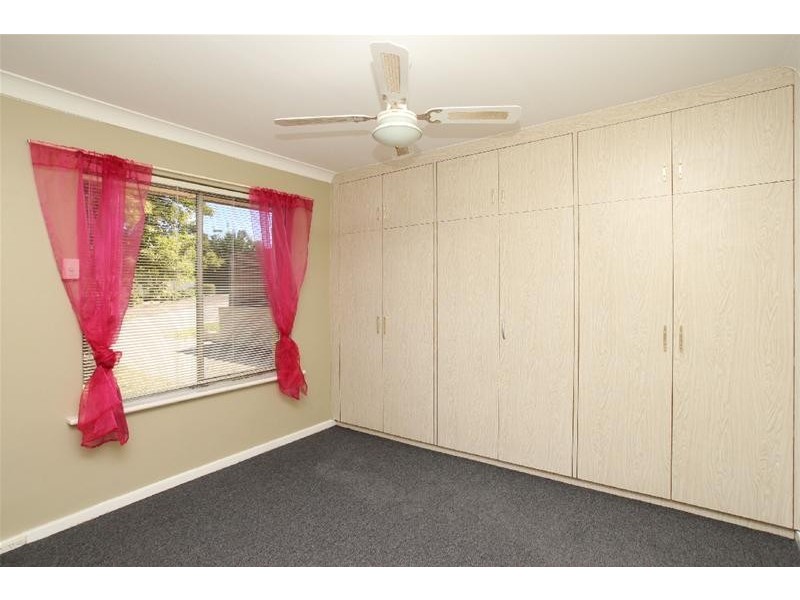 42 Arnold Drive, Hackham SA 5163