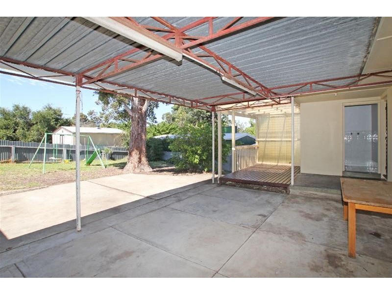 42 Arnold Drive, Hackham SA 5163