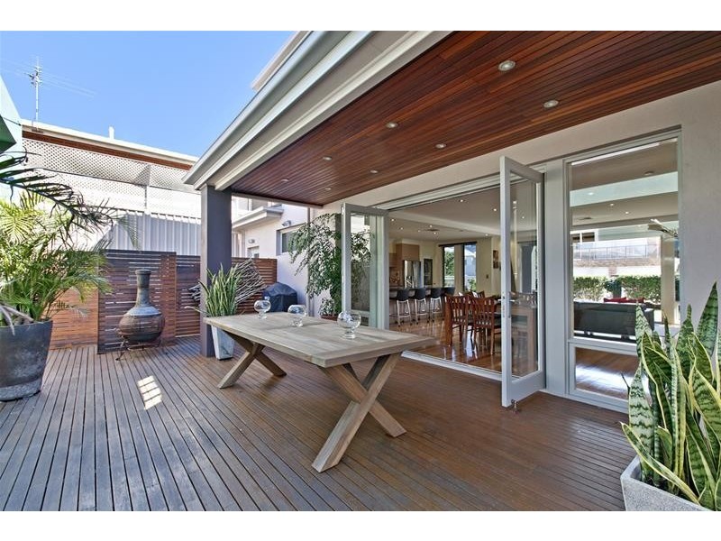 61 Downing Street, Hove SA 5048