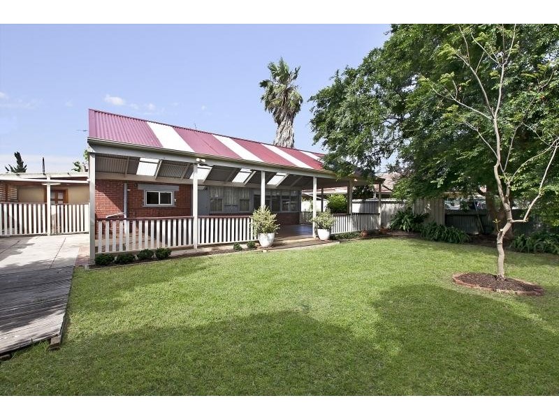 11 Kalyan Road, Glandore SA 5037