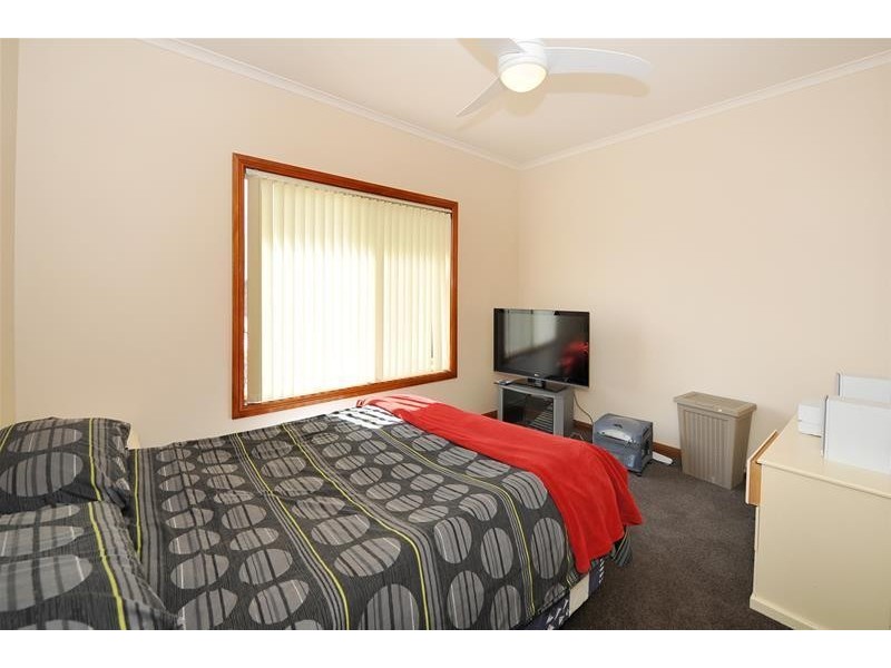 17 Gleneagles Road, Aberfoyle Park SA 5159