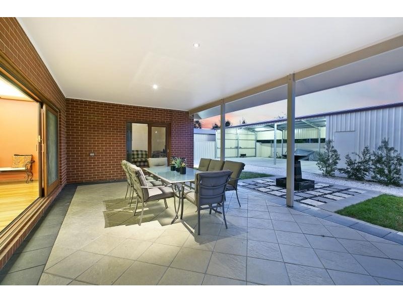 35 Albion Avenue, Glandore SA 5037