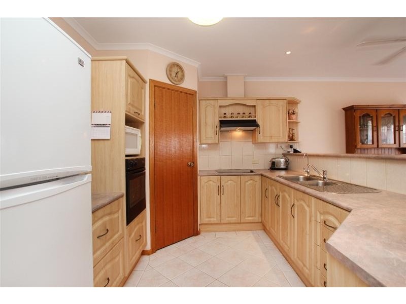 35 Worthing Drive, Sheidow Park SA 5158