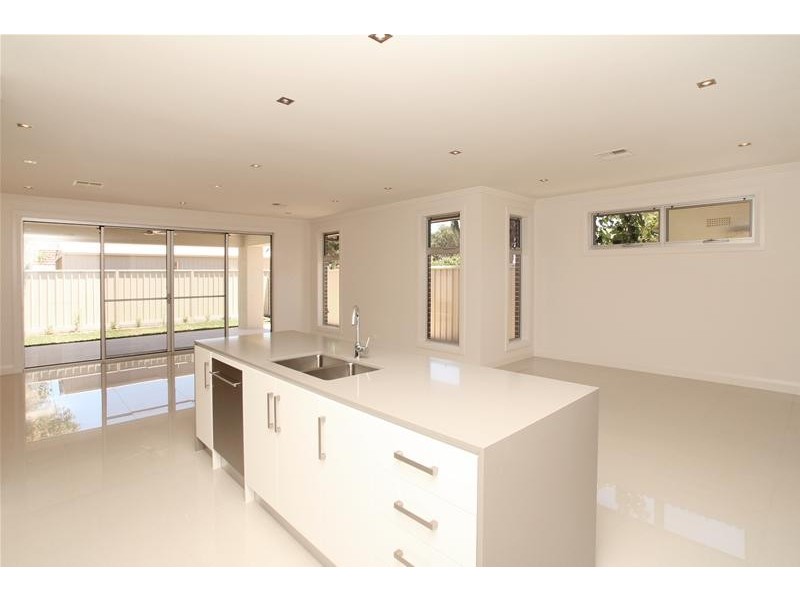 16a Somerset Avenue, Fulham Gardens SA 5024