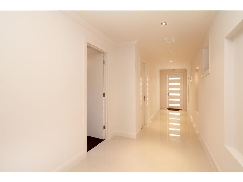 16a Somerset Avenue, Fulham Gardens SA 5024