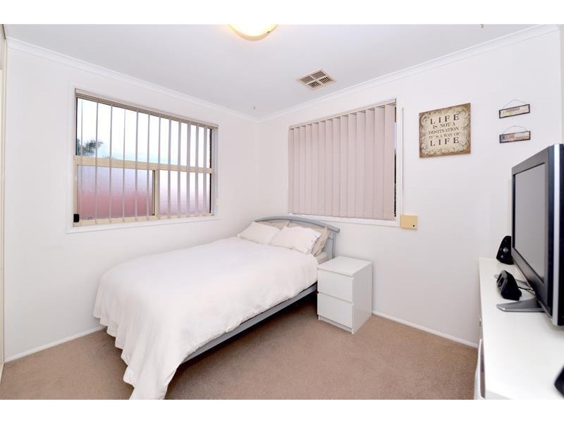 18 Brampton Court, Hallett Cove SA 5158