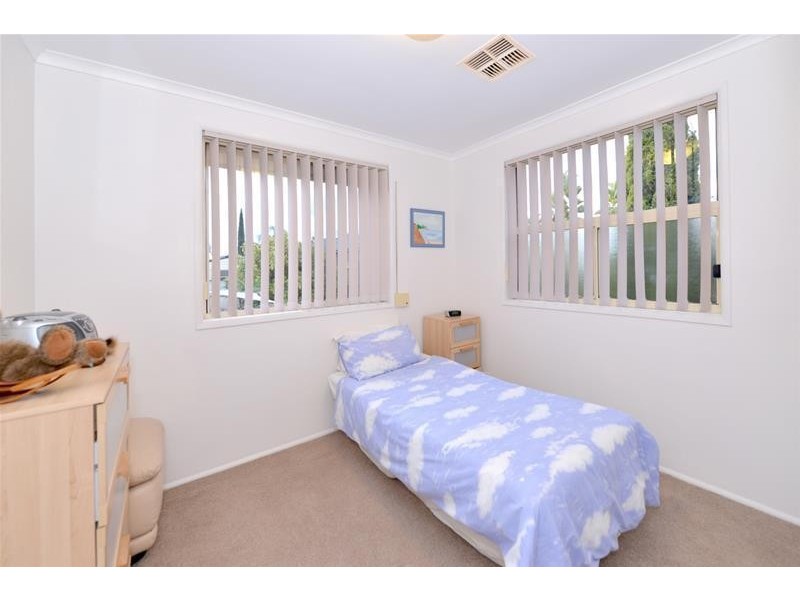 18 Brampton Court, Hallett Cove SA 5158