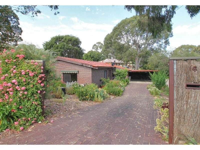 16 Larkdale Crescent, O’halloran Hill SA 5158