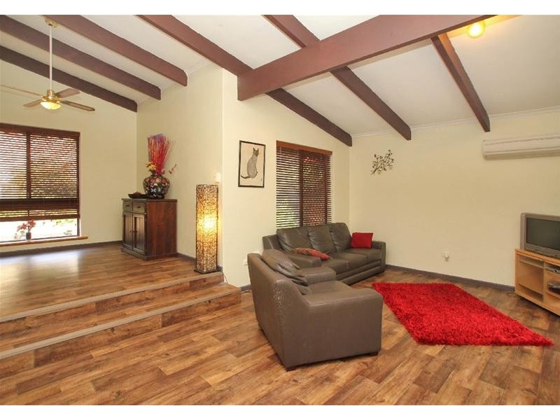 16 Larkdale Crescent, O’halloran Hill SA 5158