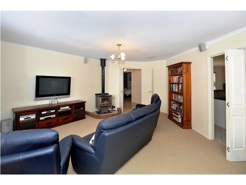 13 Aish Court, Woodcroft SA 5162