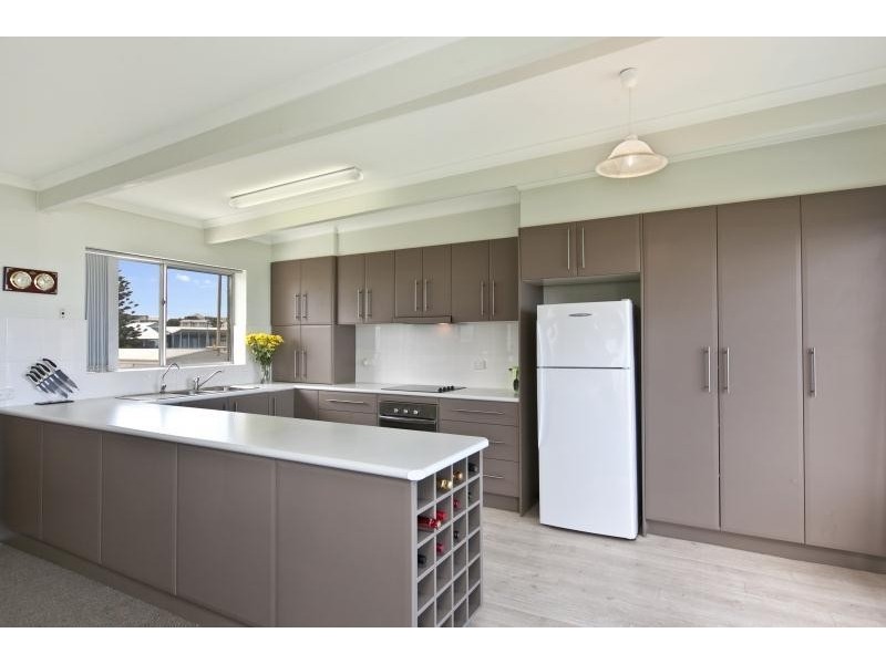 228 Surfers Parade, Middleton SA 5213