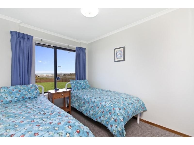 228 Surfers Parade, Middleton SA 5213