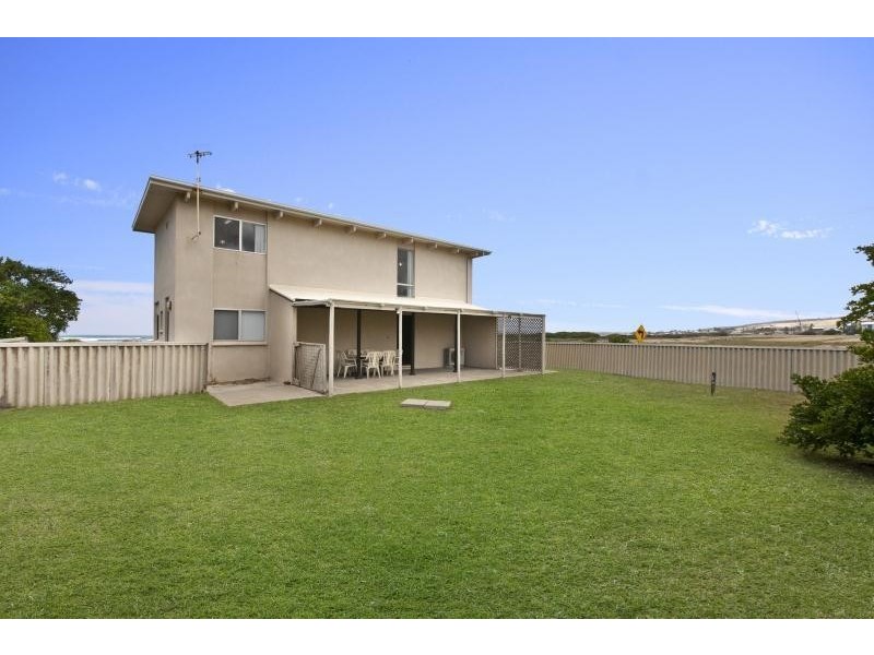 228 Surfers Parade, Middleton SA 5213