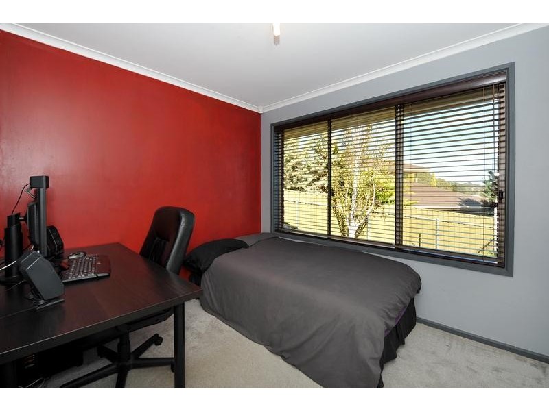 11 Highfield Drive, Aberfoyle Park SA 5159