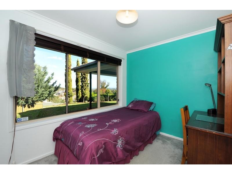 11 Highfield Drive, Aberfoyle Park SA 5159