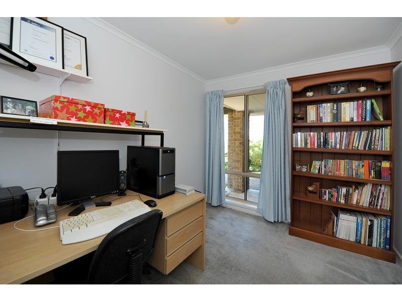 11 Highfield Drive, Aberfoyle Park SA 5159