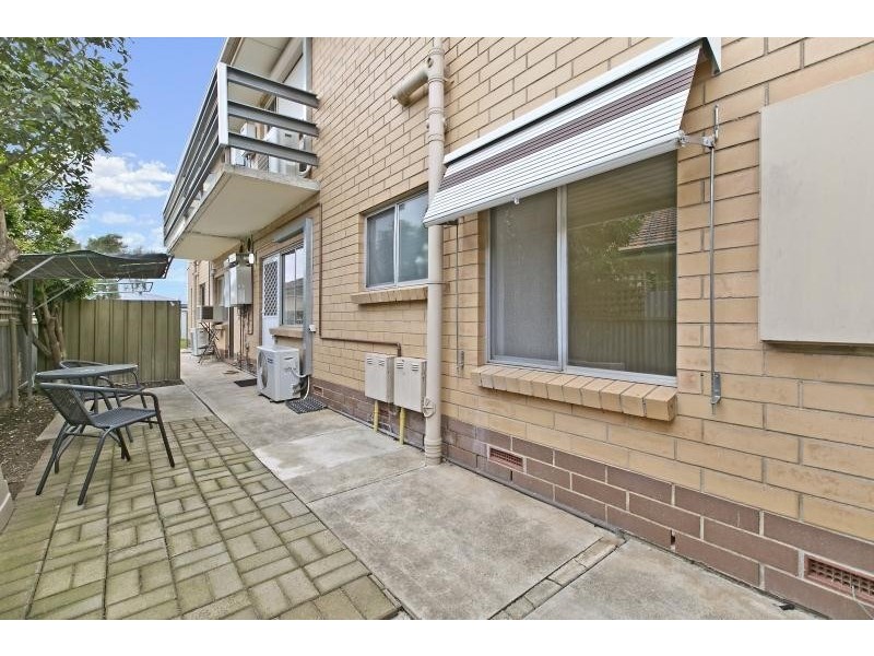 1/3 Nilpena Avenue, Park Holme SA 5043