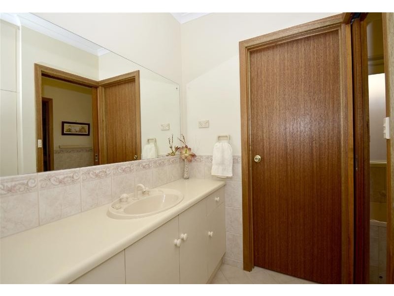 34 Lynton Avenue, Mitchell Park SA 5043