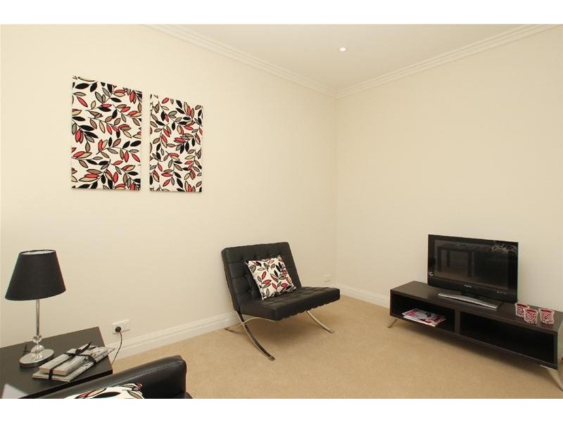 10 Cowper Street, Glenelg SA 5045