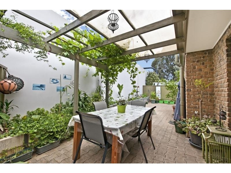 3/8 Grosvenor Street, Glandore SA 5037