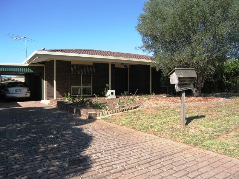 12 Burgundy Grove, Morphett Vale SA 5162