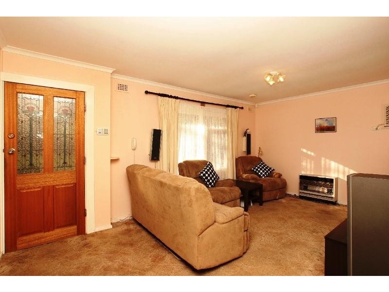 16 Eustace Crescent, Christie Downs SA 5164